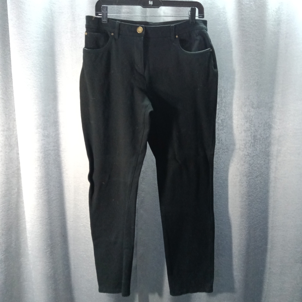 Black Girlfriend Ankle Jean